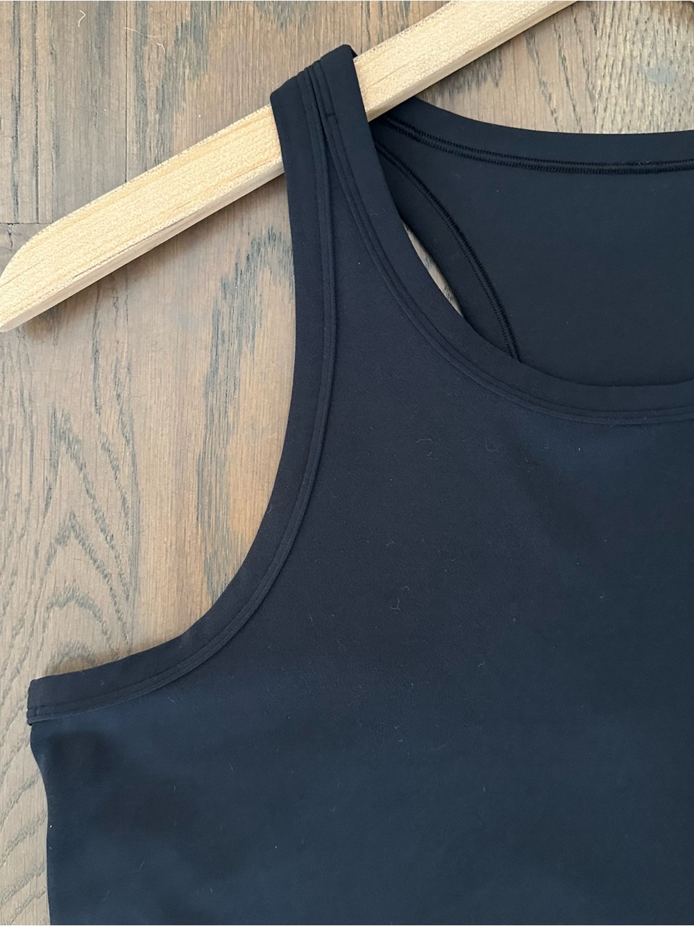 Lululemon Align Waist-Length Racerback Tank Top in Black Size 6 - Picture 4 of 9